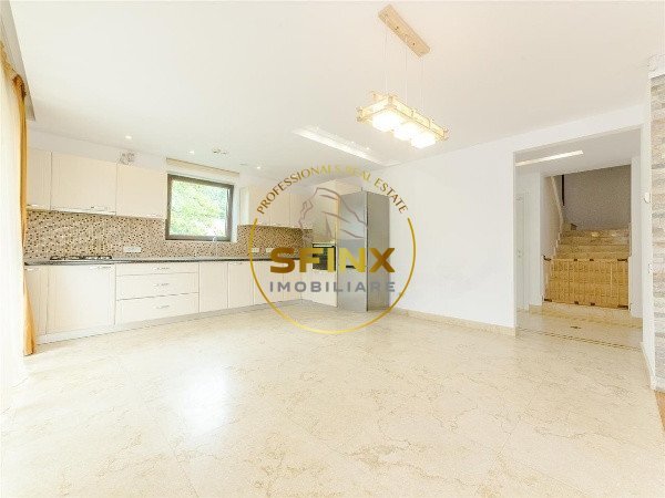 7 room villa with garage in beautiful residential compound near American School